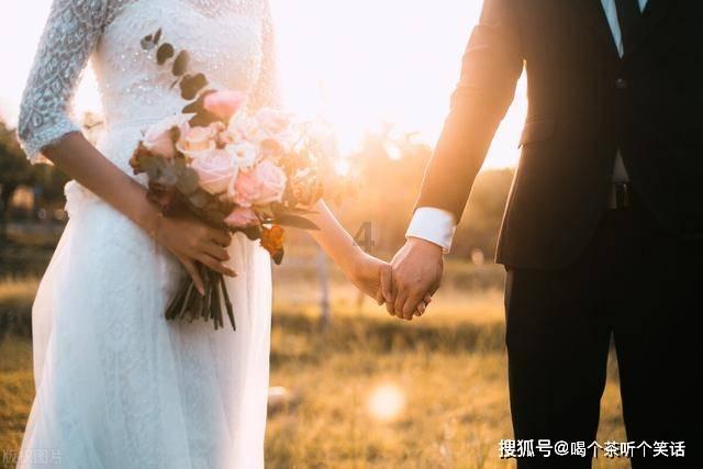 笑脸球的冒险之旅